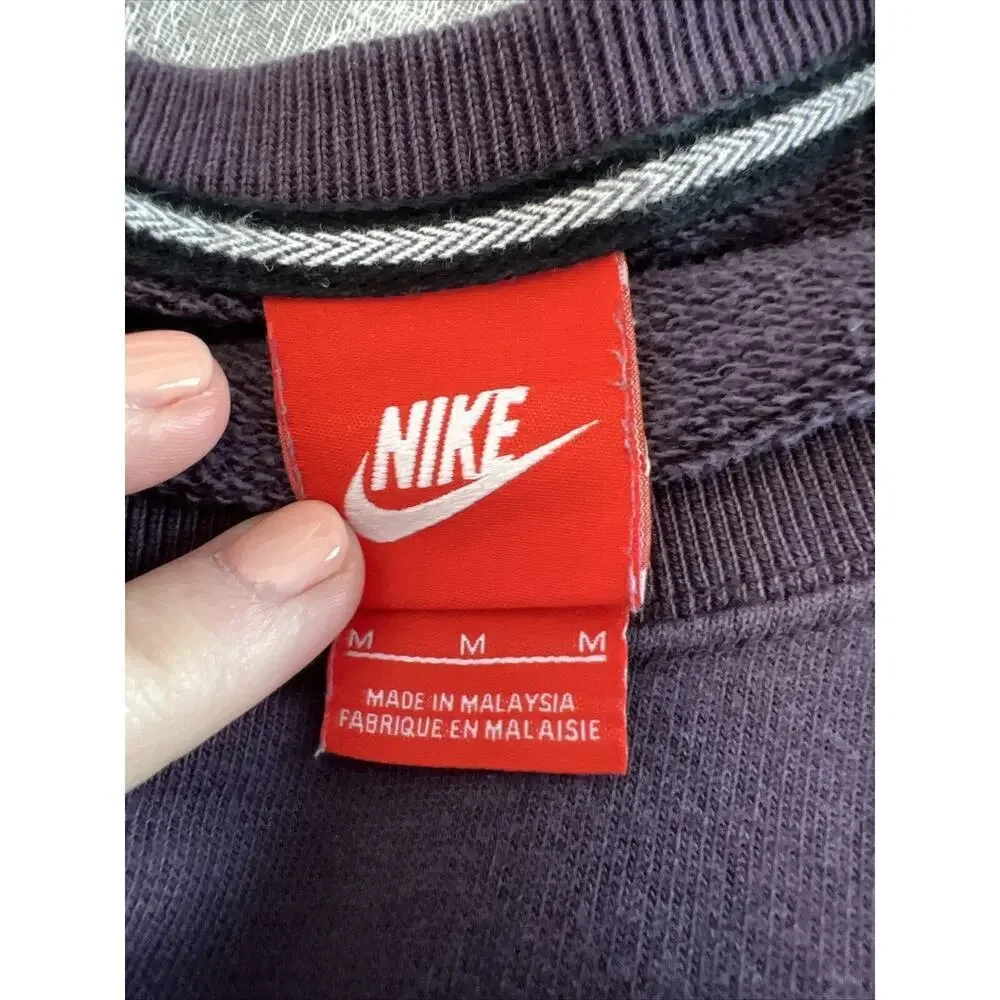 Nike stay comfortable